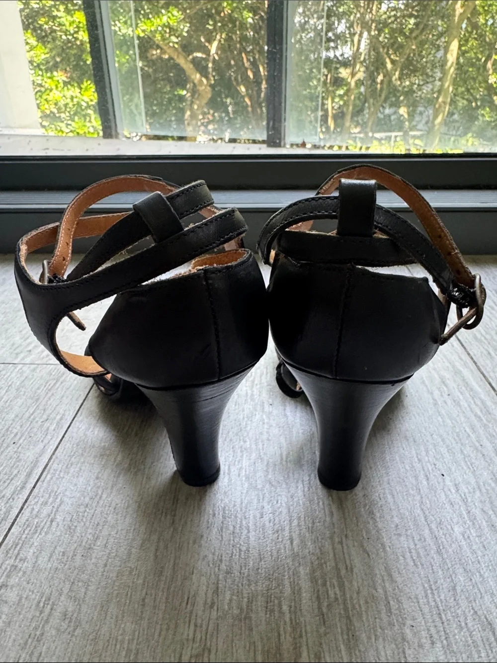 Chie Mihara Black Leather Strappy High Heel Sandals size 6.5